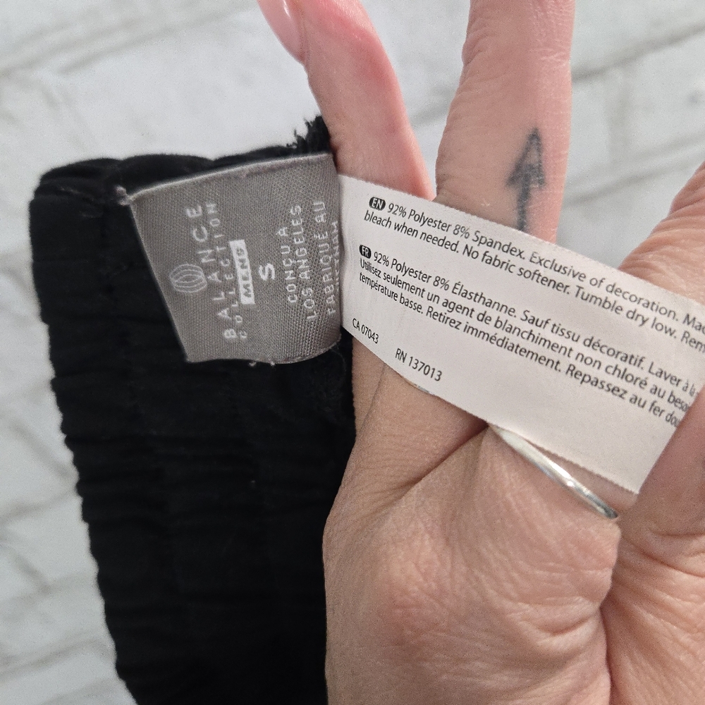 Balance Collection comfy black pants - Picture 15 of 15